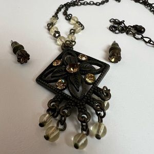 Necklace & Earring Set